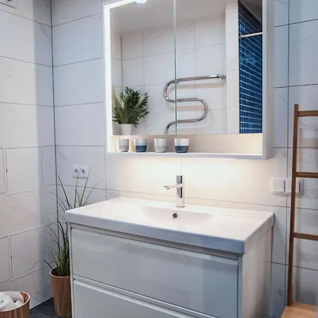 Teele Pagar Apartements Apartamento *